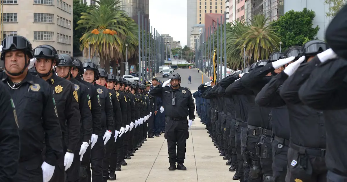 Las autoridades buscan garantizar la seguridad y el derecho a manifestarse durante las protestas en la capital del país.
