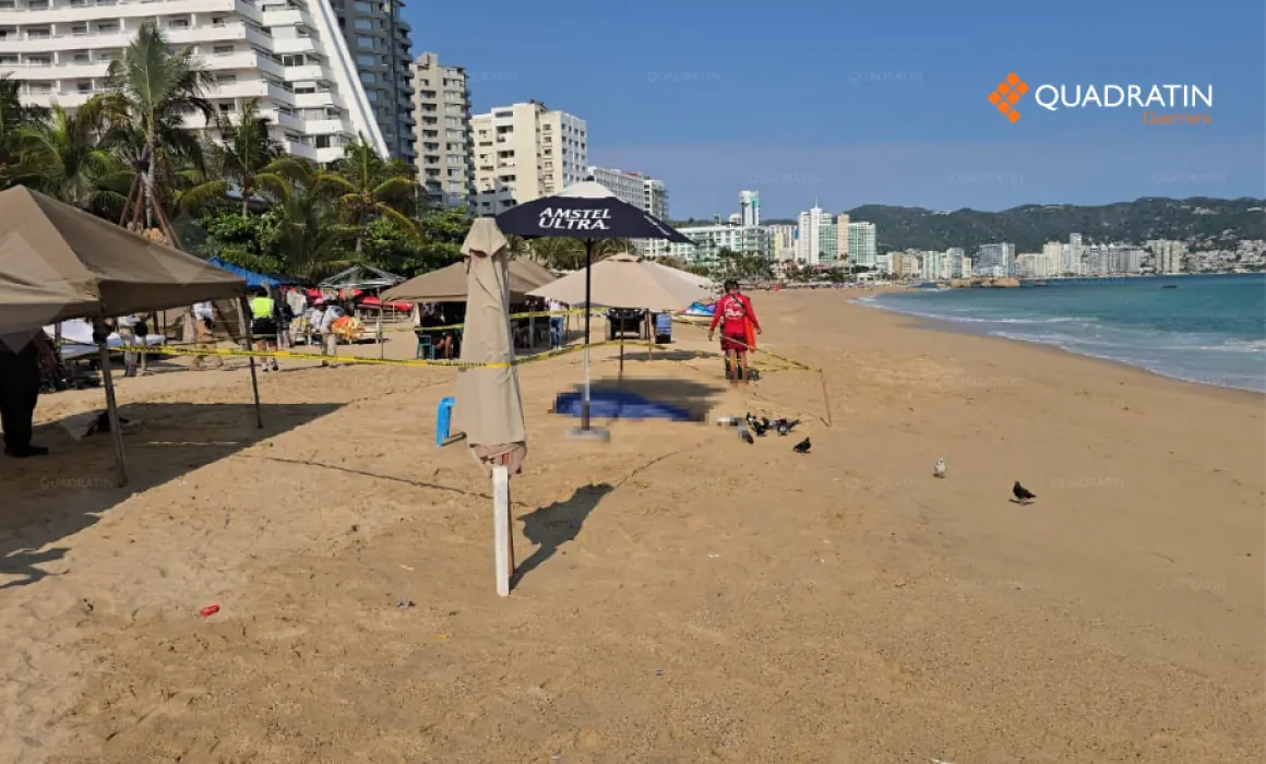 Un padre falleció al intentar salvar a su hijo en la playa El Morro, afectado por el fenómeno de mar de fondo.