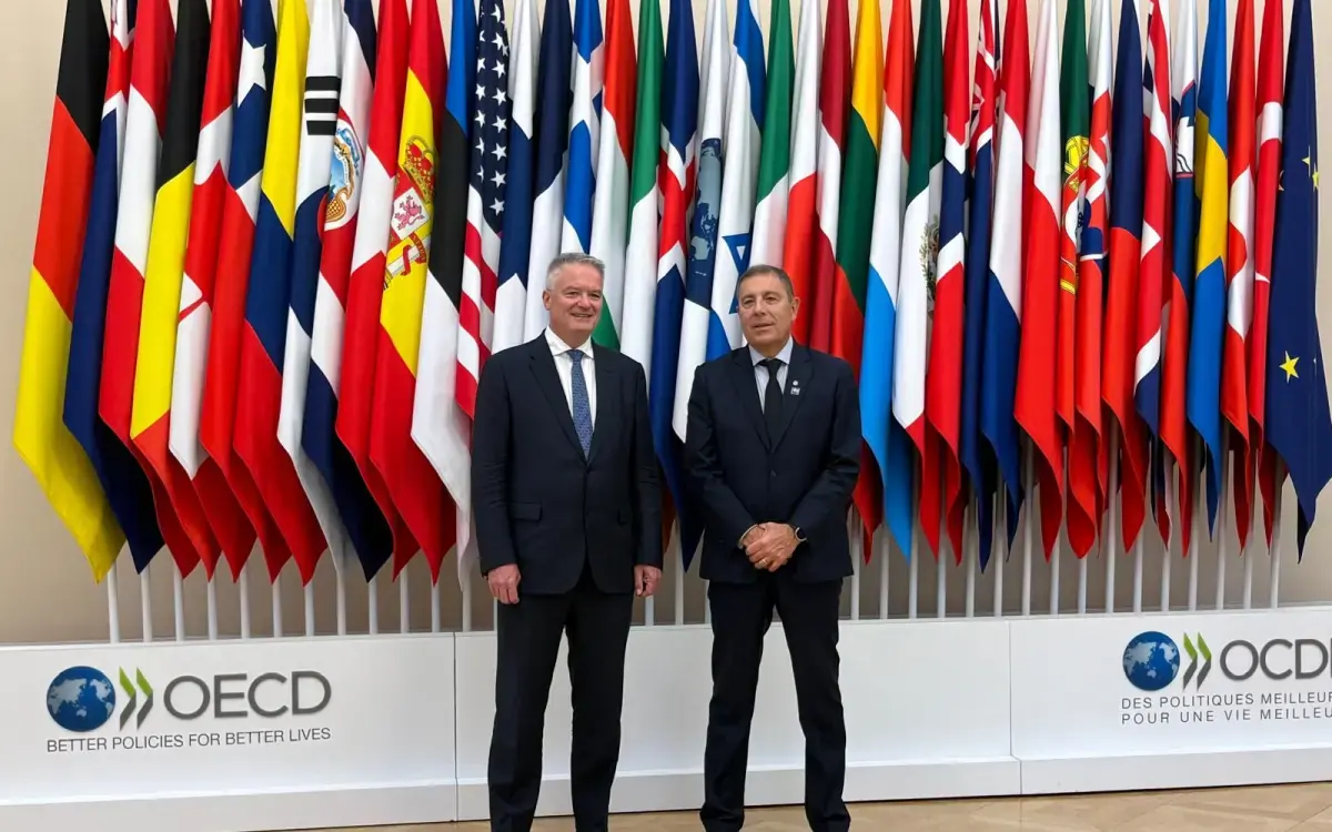 El gobierno uruguayo destaca señales claras de la OCDE para una posible adhesión.
