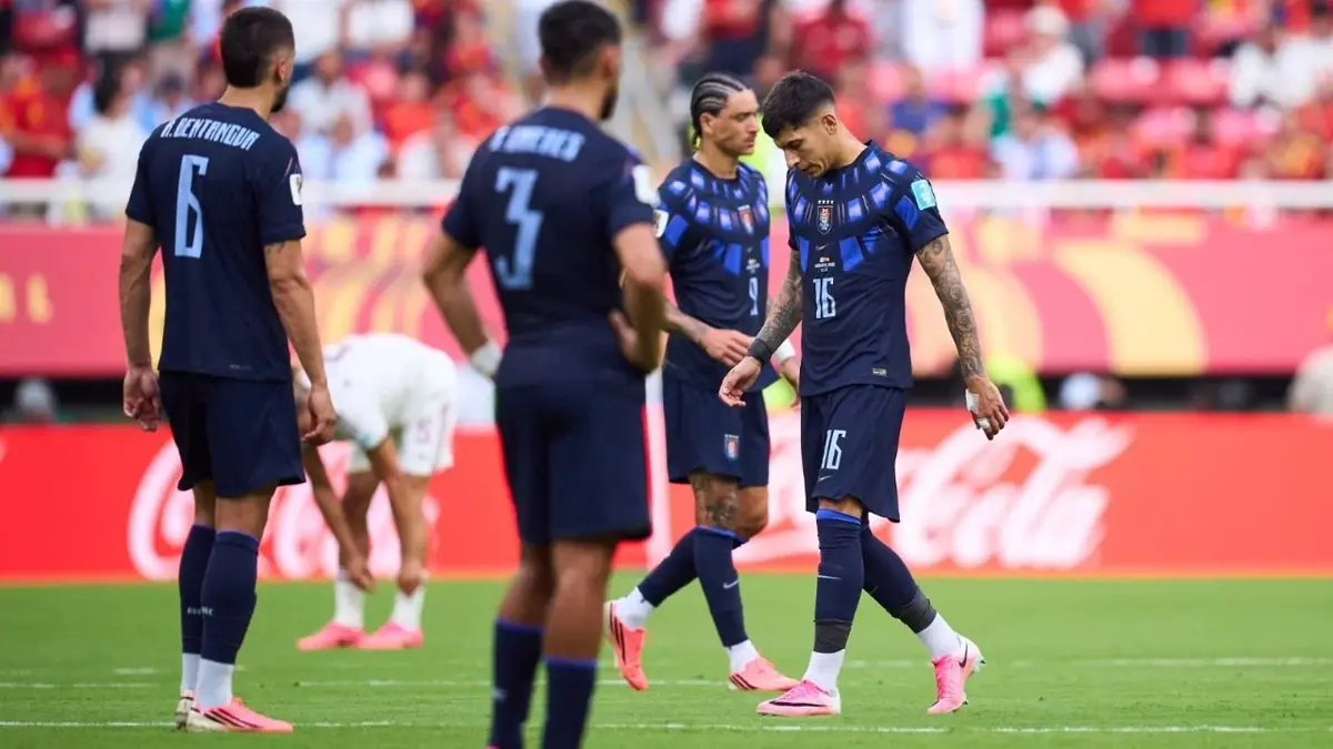 La selección uruguaya finaliza su participación sin victorias en la fase de grupos.