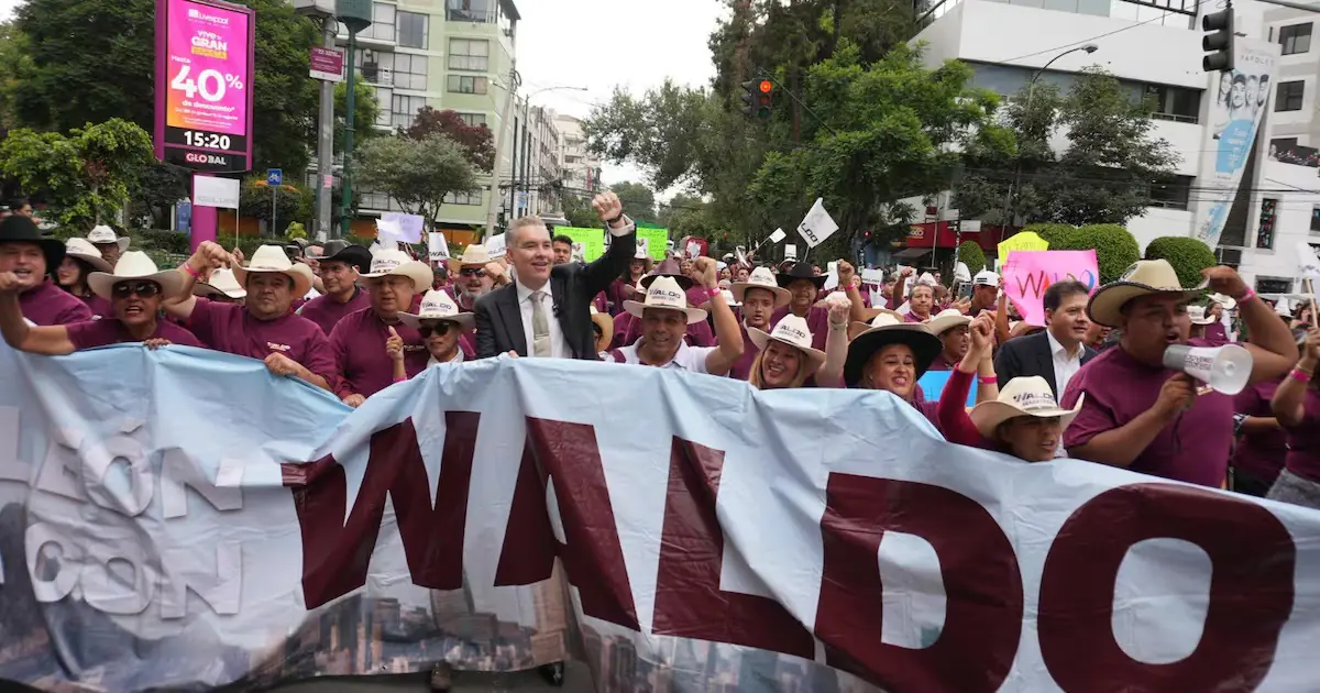 El senador con licencia aboga por el fortalecimiento del movimiento de Morena en el estado.