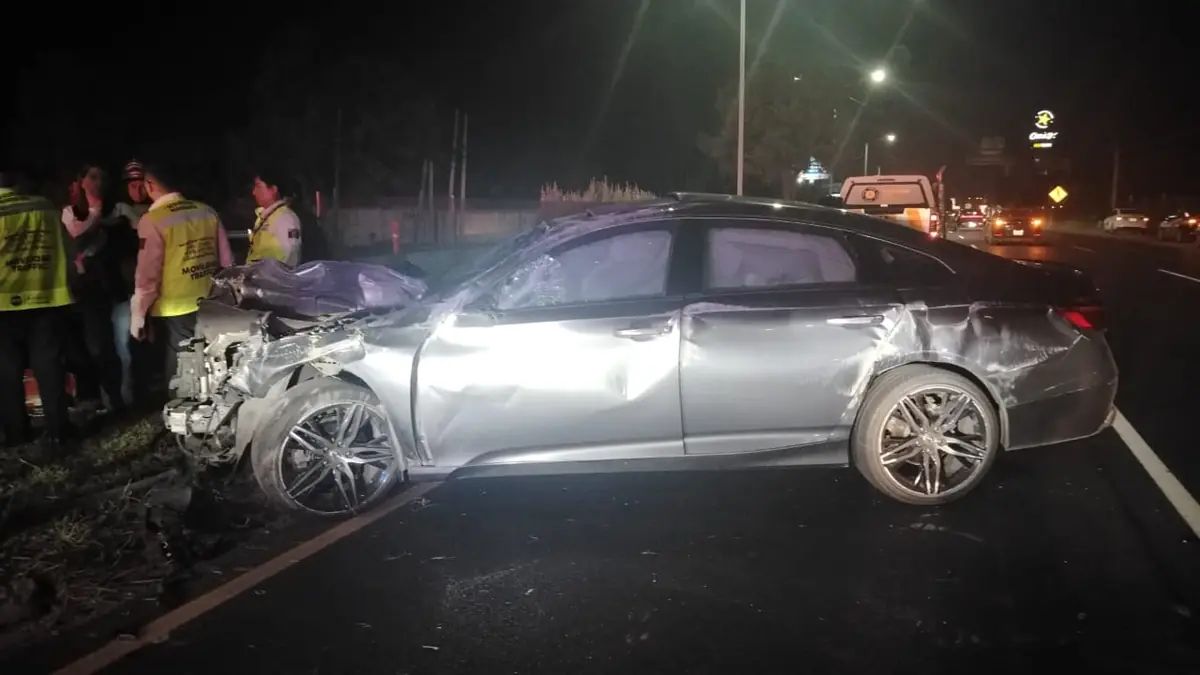 Un adolescente resultó herido en un choque en la Carretera Nacional.