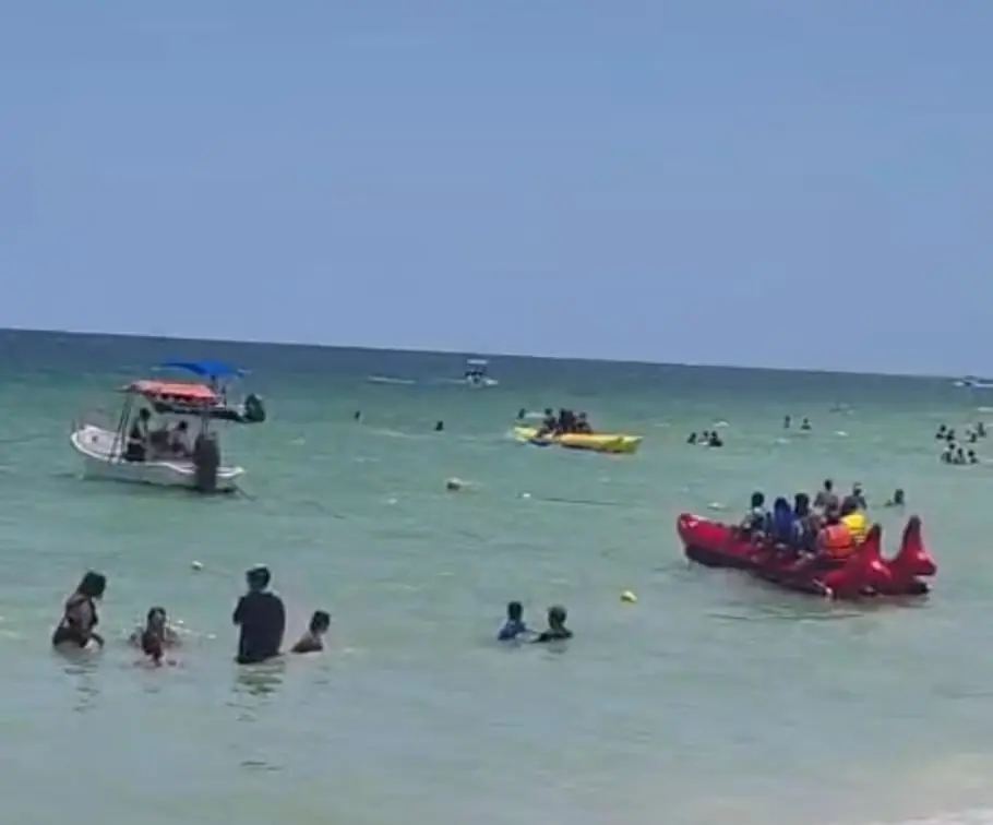 Un trágico incidente en Progreso, Yucatán, deja una vida perdida y un cuestionamiento sobre la seguridad en actividades recreativas.