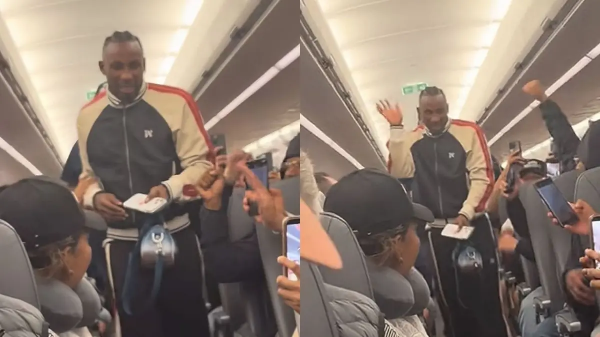 La ovación en pleno vuelo destaca el reconocimiento al logro del delantero.