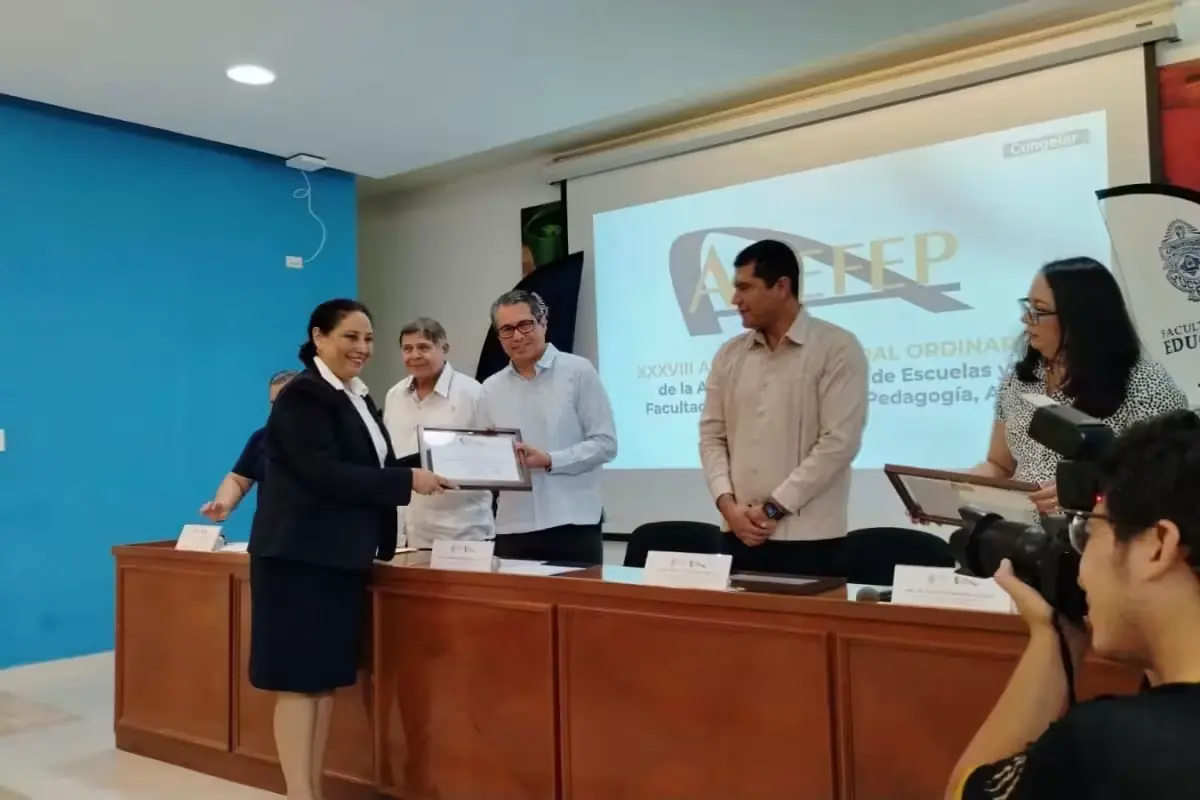 La científica y académica es reconocida por su capacidad de liderazgo y compromiso comunitario en el camino a las elecciones.