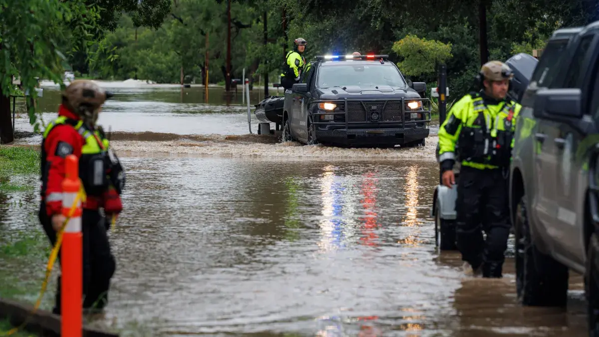 Las lluvias intensas provocan preocupaciones por inundaciones en comunidades locales.