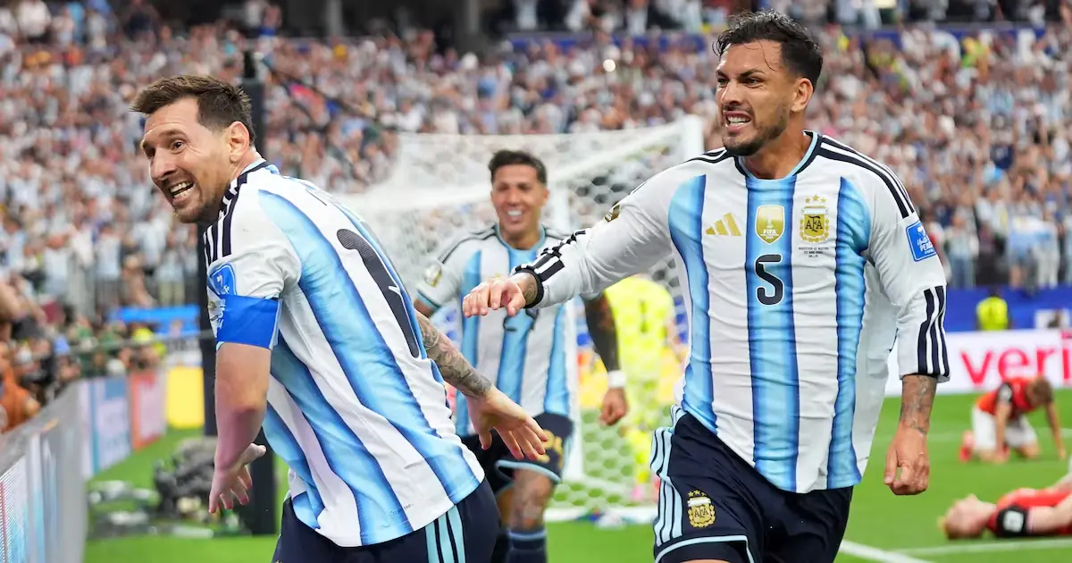 La Albiceleste busca defender su título ante la revelación del torneo.