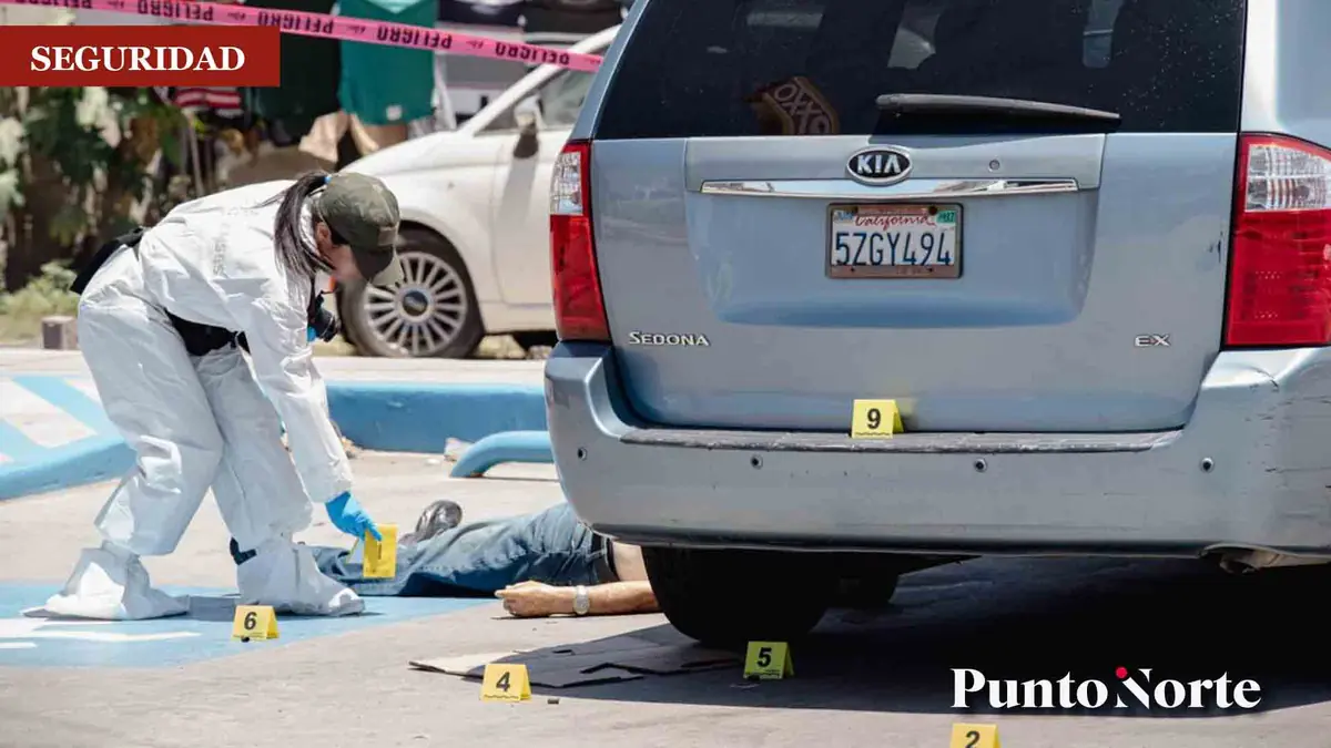 Un hombre de 65 años fue atacado a tiros en un OXXO, sin detenidos hasta el momento.