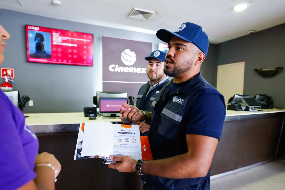 La acción busca prevenir taponamientos en el drenaje sanitario de la región.