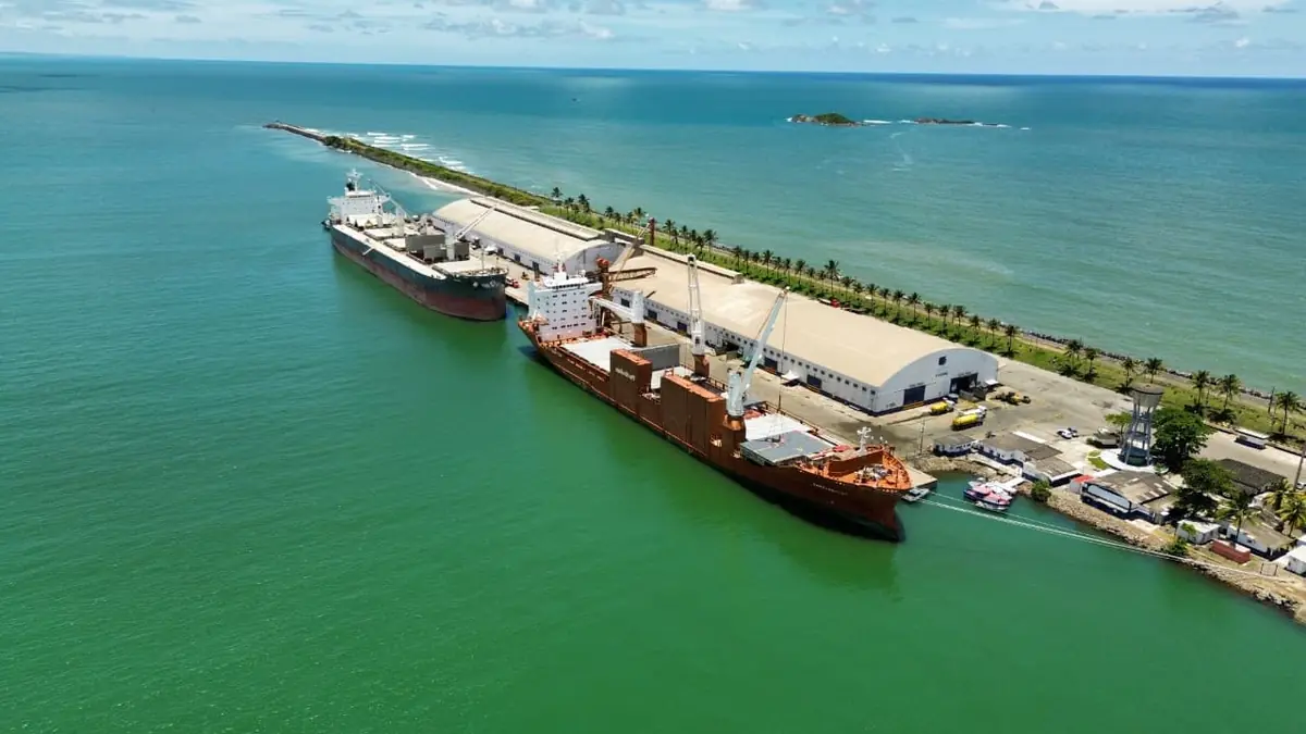 La inversión beneficiará la modernización de puertos y buques en varias regiones del país.