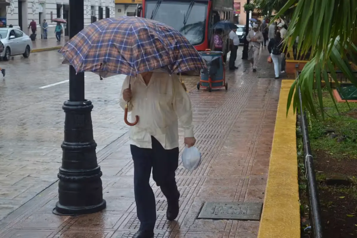 Este viernes se esperan lluvias y un ambiente caluroso en toda la región yucateca.