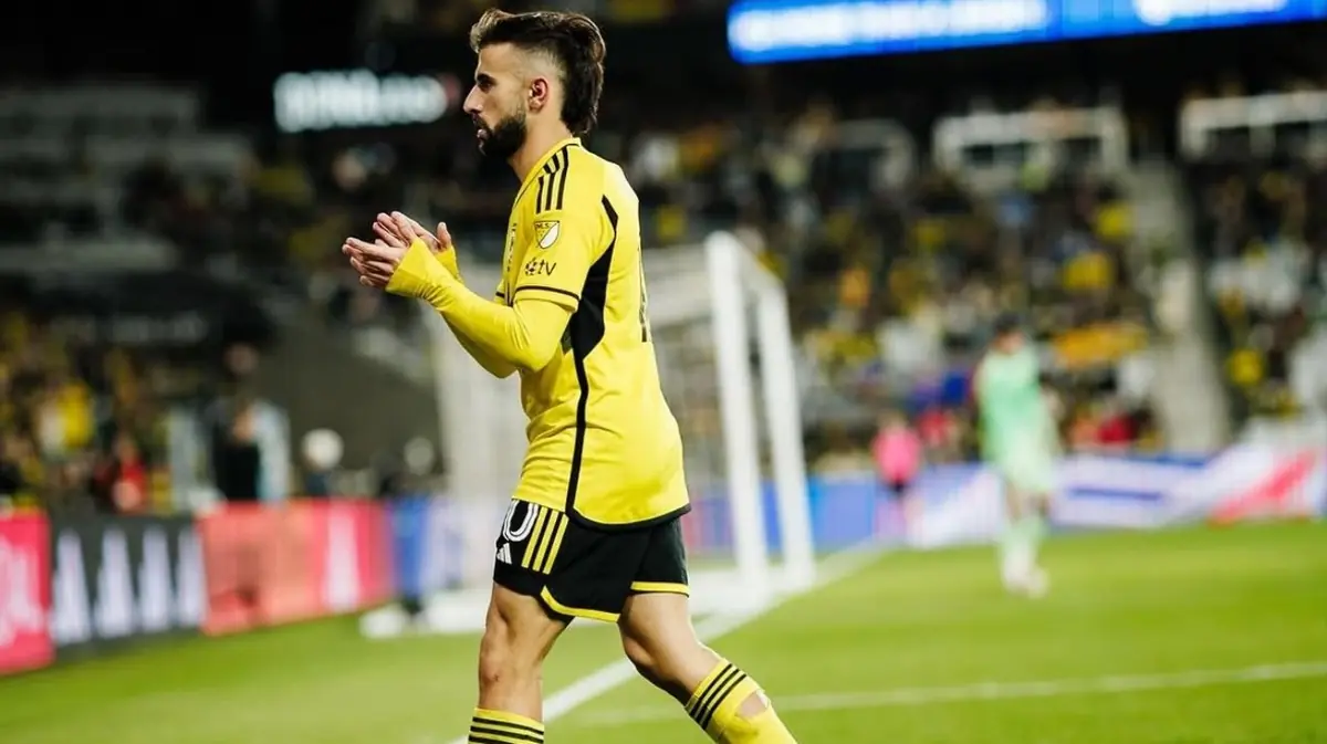 El delantero italo-uruguayo se une al equipo y será evaluado médico en breve.