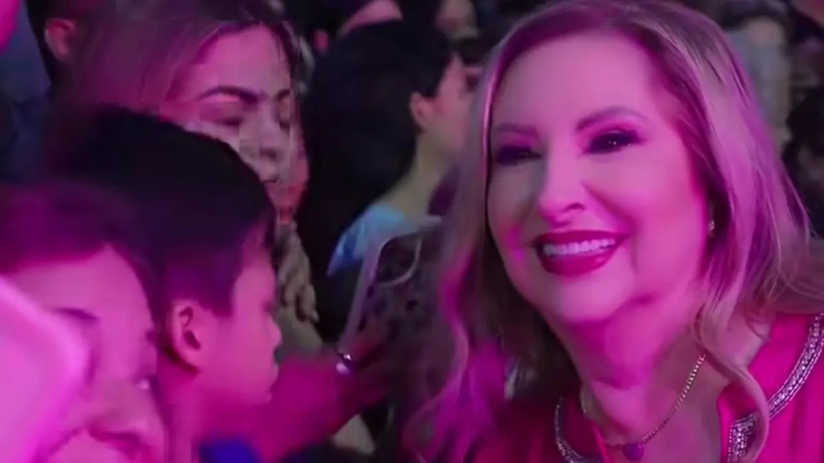 El gesto de Doña Lety genera controversia en redes sociales entre sus seguidores.