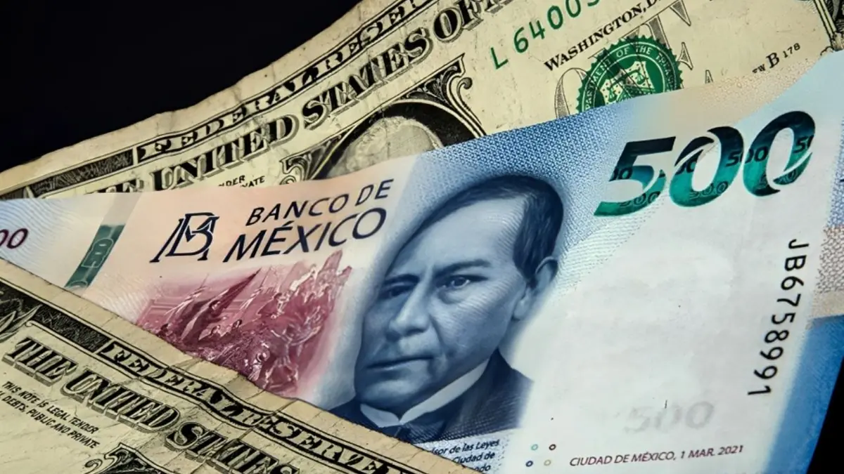 La moneda nacional pierde suelo ante el dólar estadounidense, lo que impacta a diversas transacciones financieras.