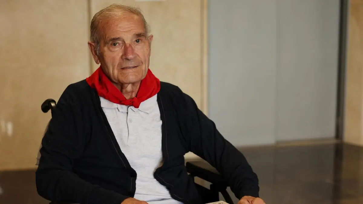 A sus 82 años, Pedro Arana recuerda su experiencia única durante los encierros de Pamplona.