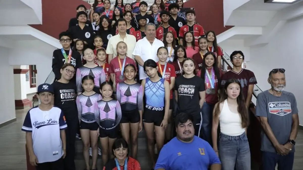 La entrega de equipo deportivo refuerza el compromiso del municipio con el deporte local.