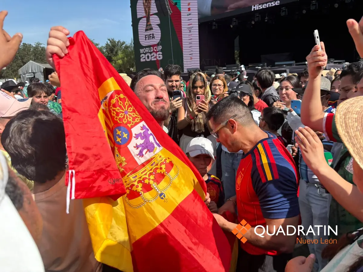 La victoria de España desata la celebración en el Fan Fest de Monterrey, convirtiendo el recinto en un epicentro de alegría.