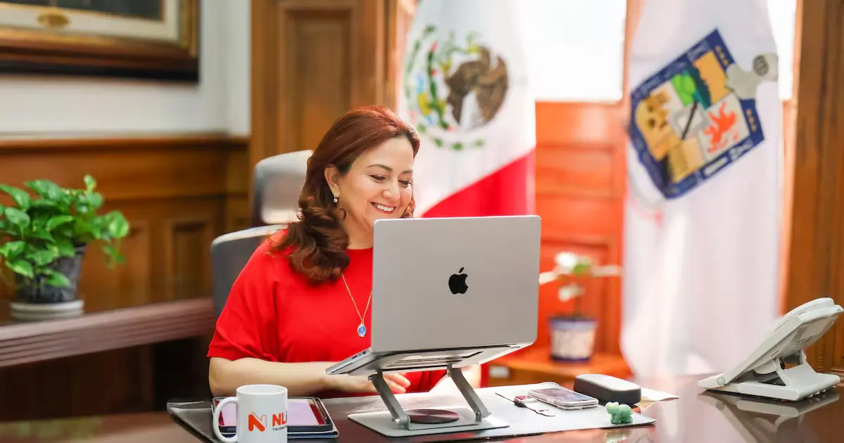 La capacitación mejora la comprensión de las normativas sanitarias y fortalece la cultura de cumplimiento.