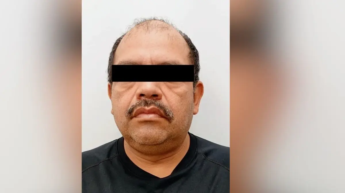 Un hombre en General Escobedo enfrentará cargos por violación y pornografía infantil contra un menor.