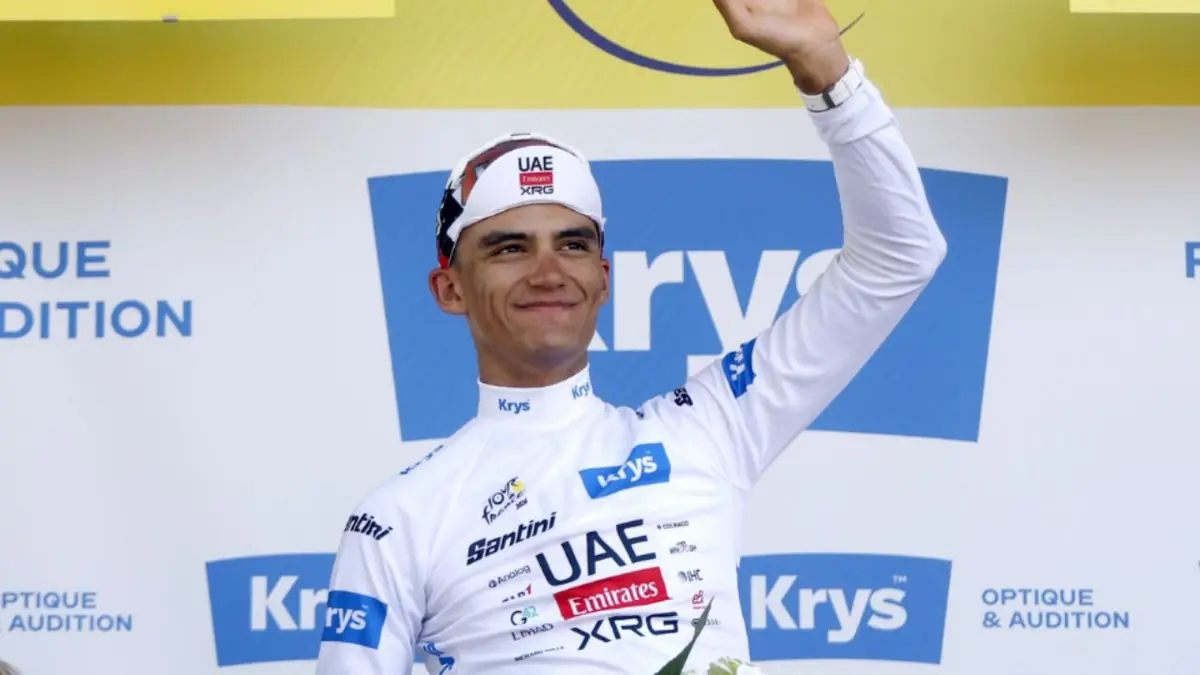 El ciclista mexicano continúa en la lucha por el podio en su primera participación en la competencia.