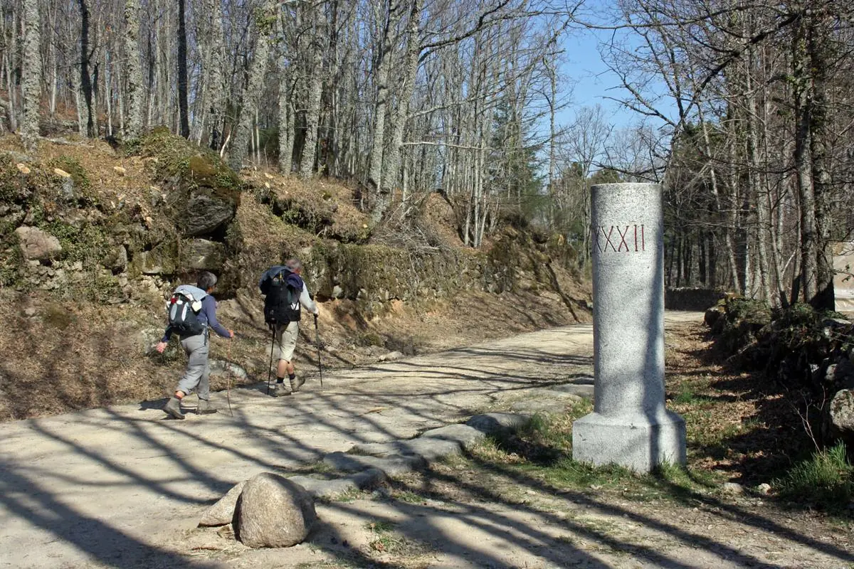 La afluencia de caminantes por esta histórica ruta sigue cayendo, afectada por diversos factores.