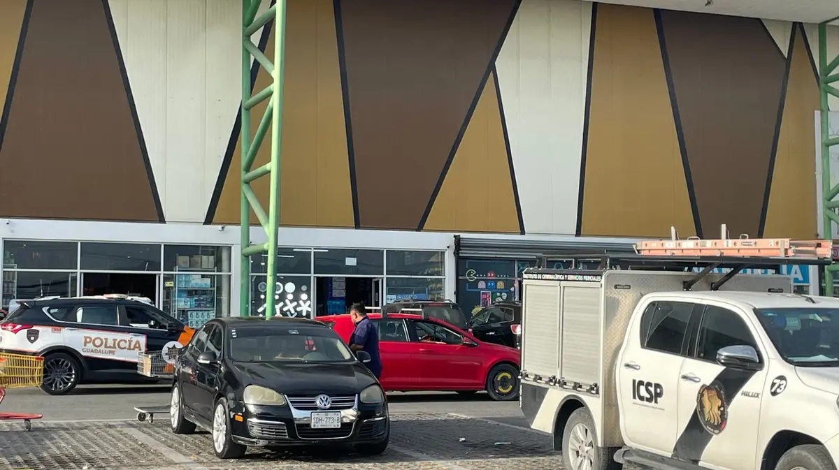Lidia González, de 45 años, sufrió un accidente en el área de comidas del centro comercial.