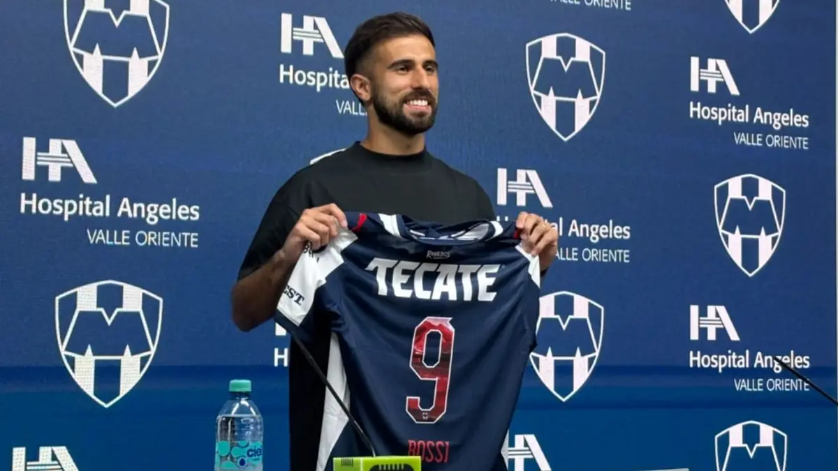 El delantero uruguayo busca liderar la ofensiva del equipo en la Liga MX y la Concachampions.