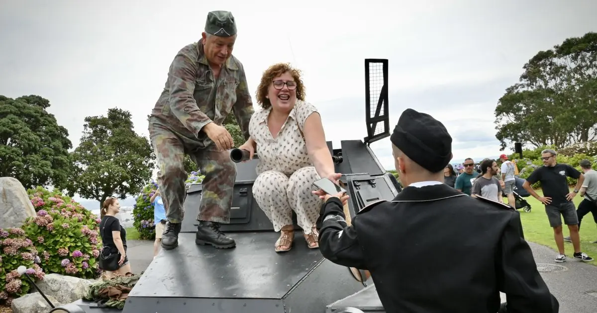 El evento revive la historia de la Segunda Guerra Mundial con actividades para el público.