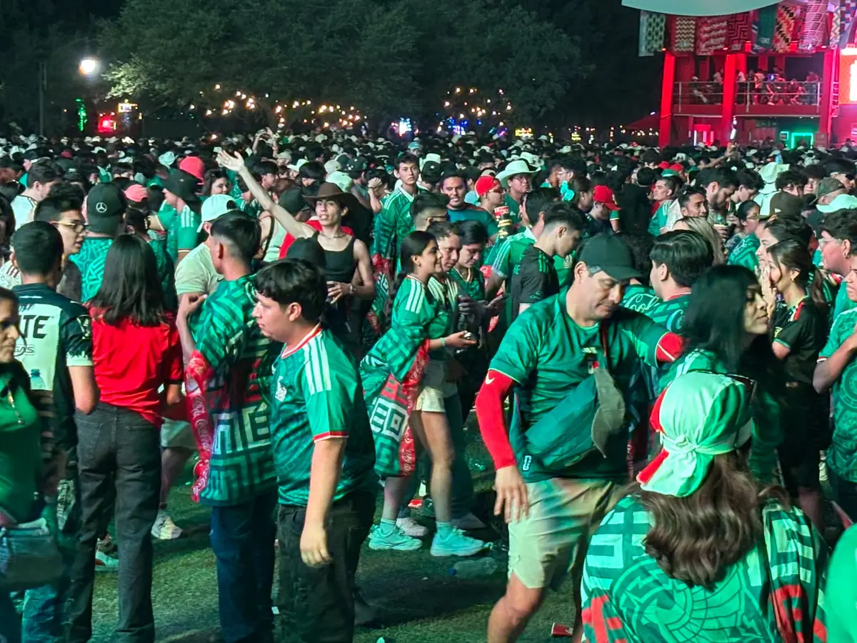 La afición mexicana muestra orgullo por el esfuerzo del equipo tras su eliminación en el Mundial frente a Inglaterra.