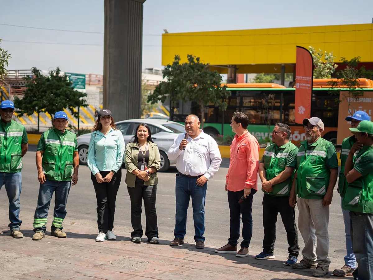 Importantes trabajos de mejora urbana impactan el entorno en la avenida Colón.