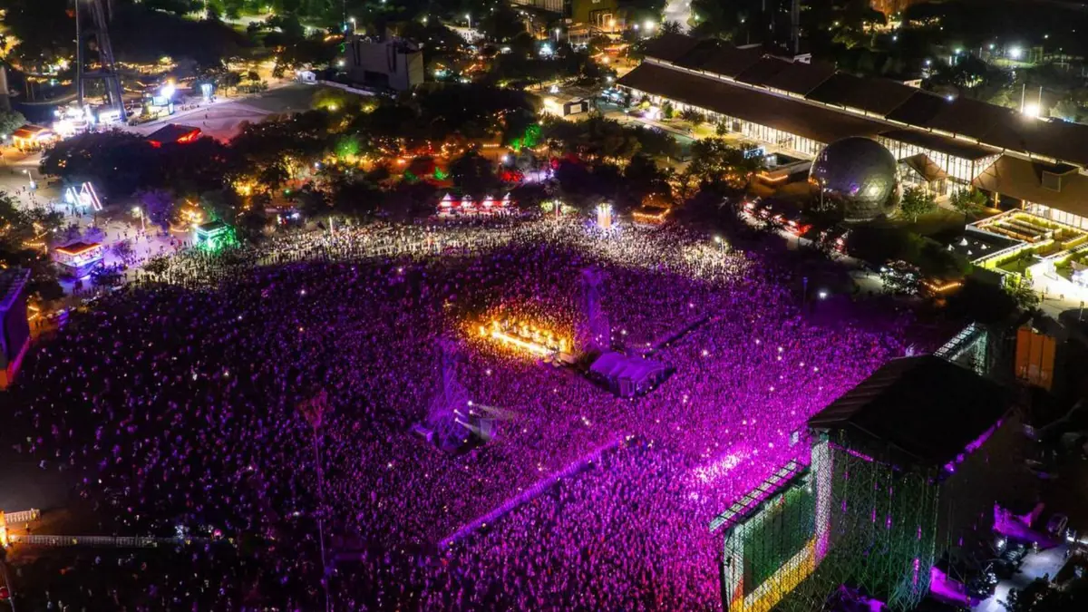El cierre del FIFA Fan Festival en Monterrey reunió a miles de aficionados y destacó la ciudad como sede destacada del Mundial.