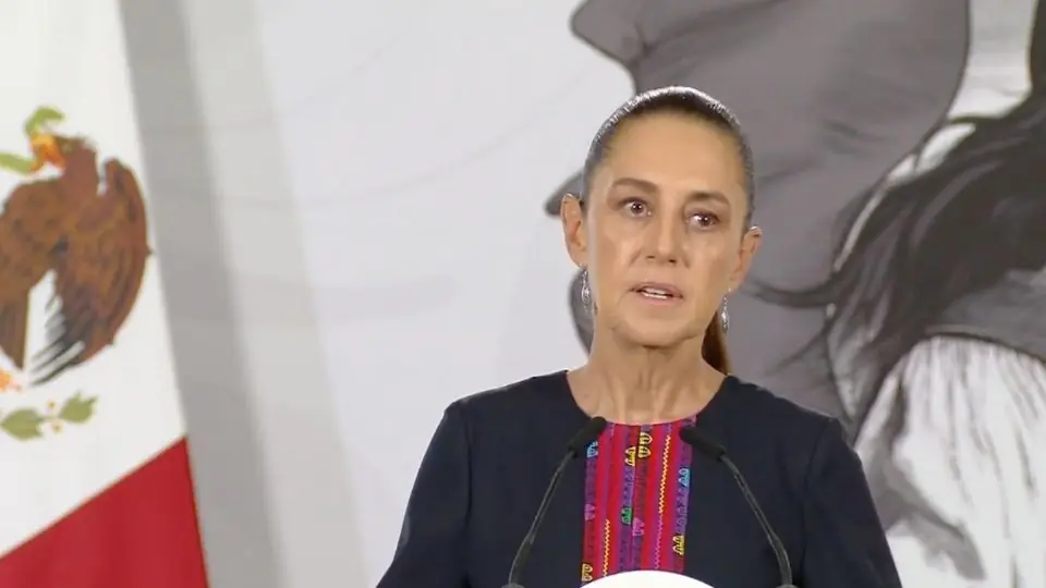 La presidenta de México pide a la FGR evaluar una posible denuncia contra Estados Unidos.