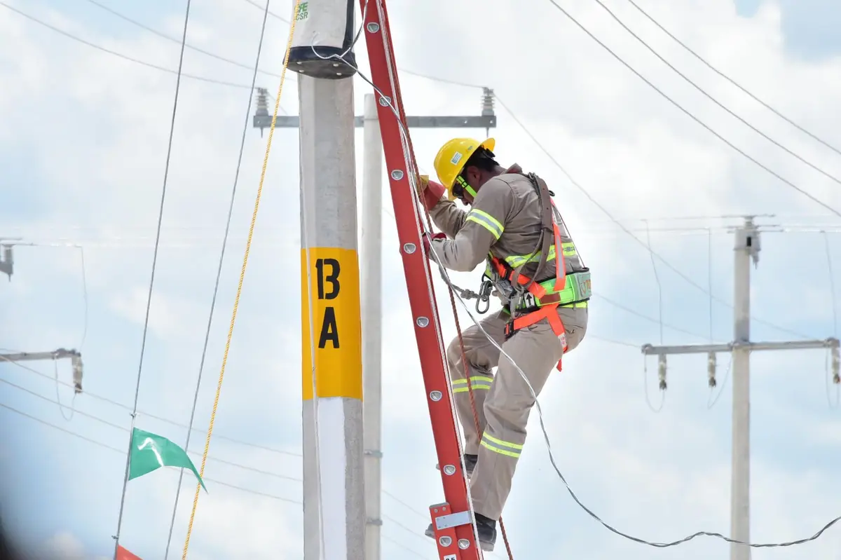 La Comisión Federal de Electricidad garantiza continuidad del servicio a los usuarios al cancelar el corte eléctrico programado.