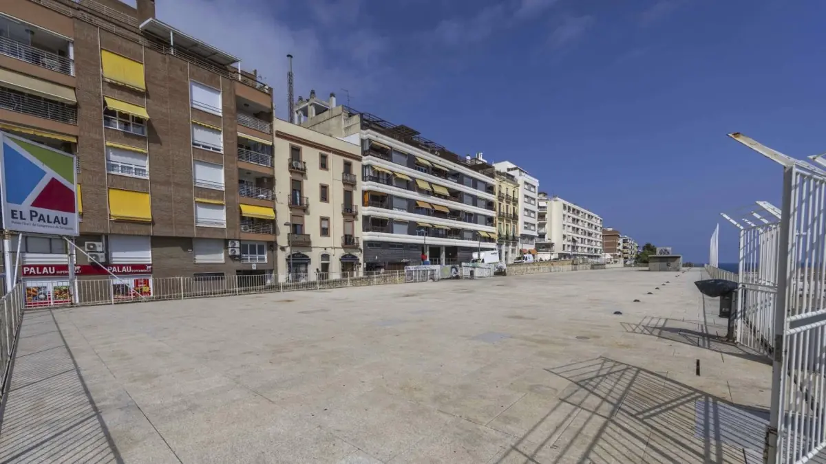 La nueva plaza busca mejorar el espacio urbano y revitalizar la Part Baixa de la ciudad.