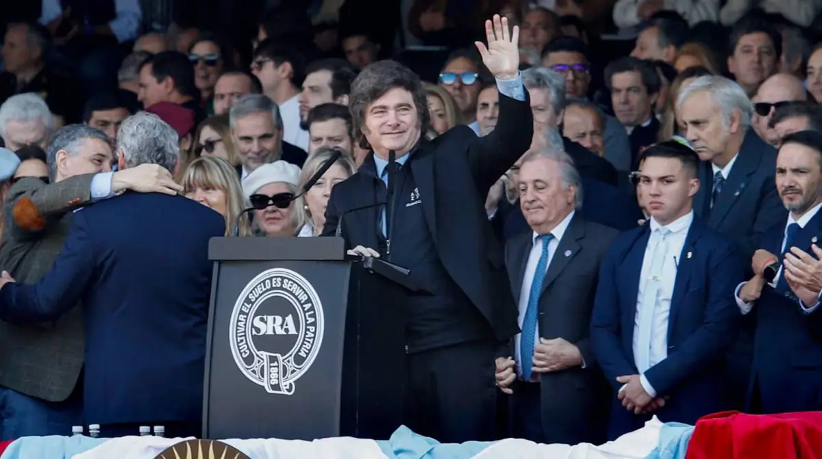La tensión entre Argentina y Brasil aumenta tras las declaraciones de Milei sobre apoyo financiero a la oposición argentina.