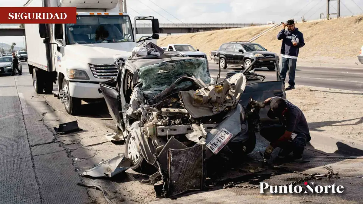 Un accidente múltiple en la Vía Rápida Oriente causa serias lesiones a tres personas, incluida una mujer de 85 años.