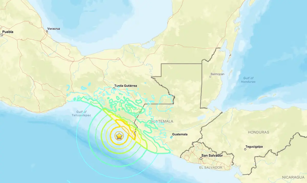 Un terremoto de magnitud 7.3 provoca alerta de tsunami en el sur de México y Guatemala.