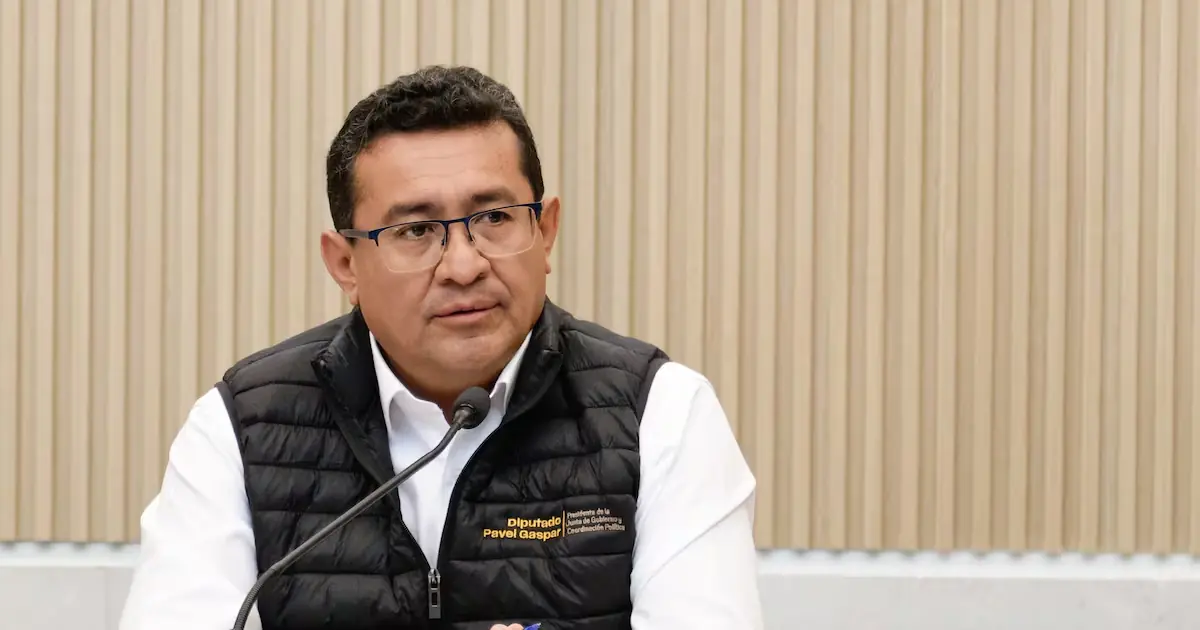 Tres funcionarios del Poder Legislativo dejan sus cargos para asumir nuevas responsabilidades en el Gobierno de Puebla.