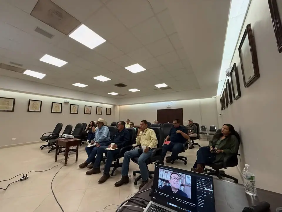 La capacitación busca fortalecer la vigilancia de la sanidad animal en la producción pecuaria.