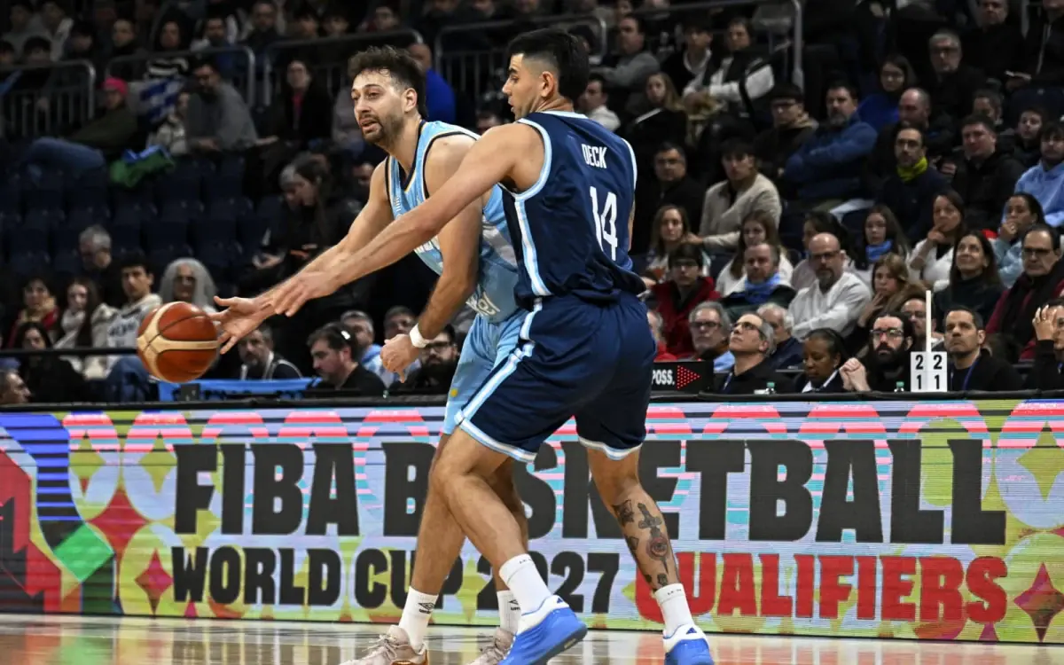 La selección uruguaya afrontará su partido sin Serres, tras su fractura en la mano, buscando asegurar un puesto en el Mundial de Qatar 2027.