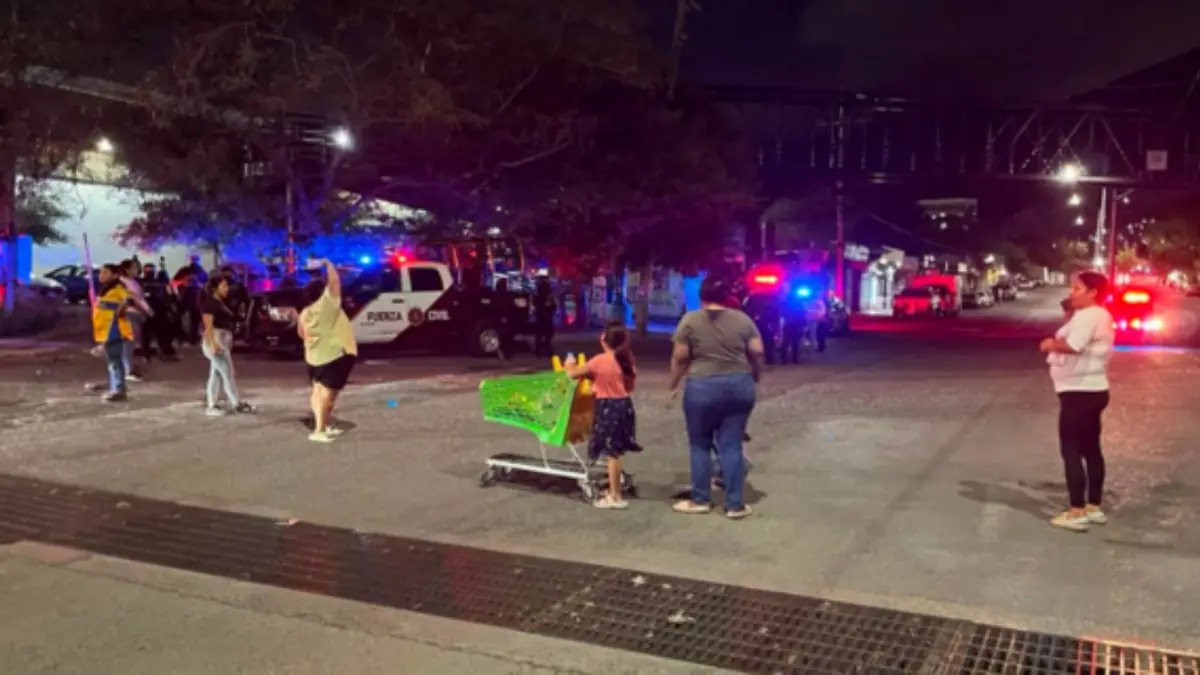 La protesta duró tres horas y causó caos vial en la zona norte de Monterrey.