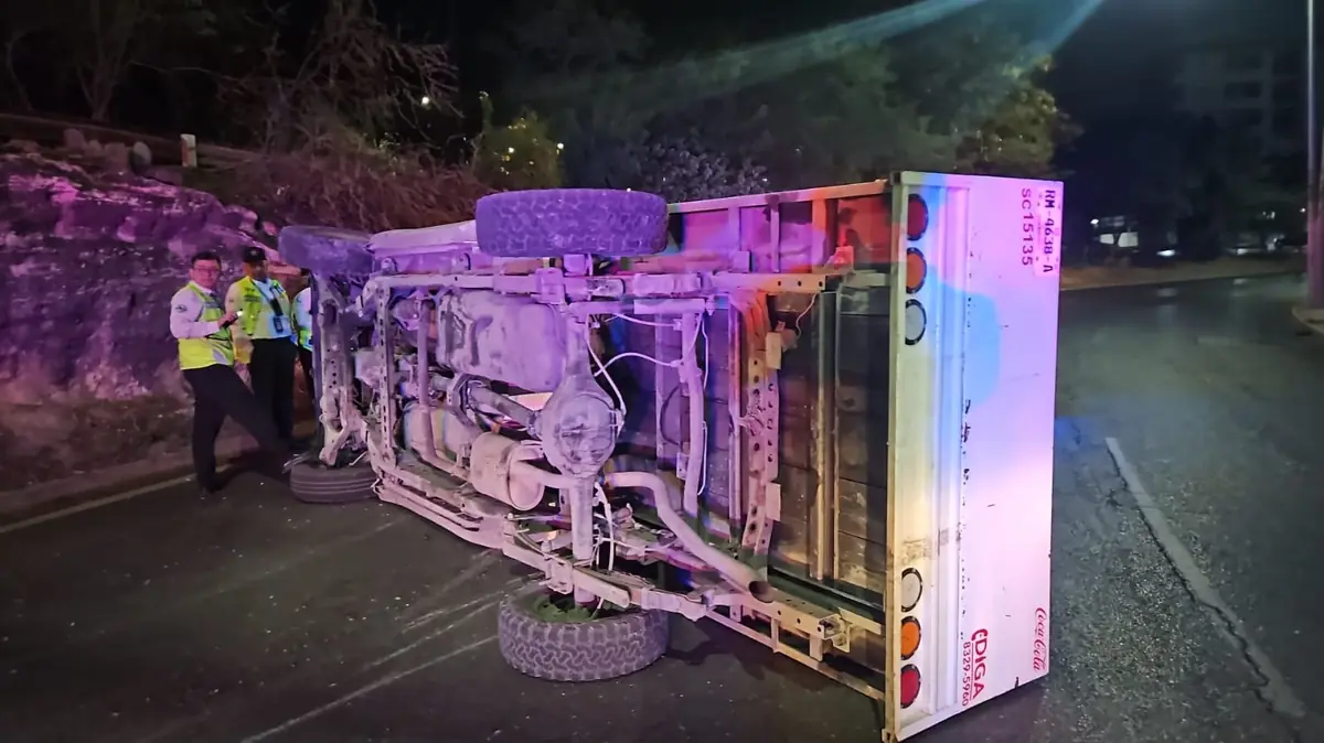 Un accidente viales en San Jerónimo involucró una camioneta sin heridos.