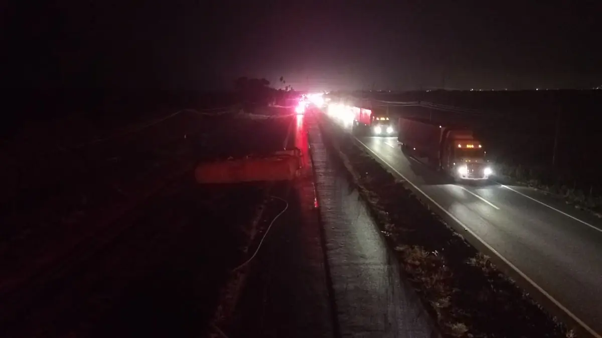 La circulación se restringió para garantizar la seguridad tras el accidente.